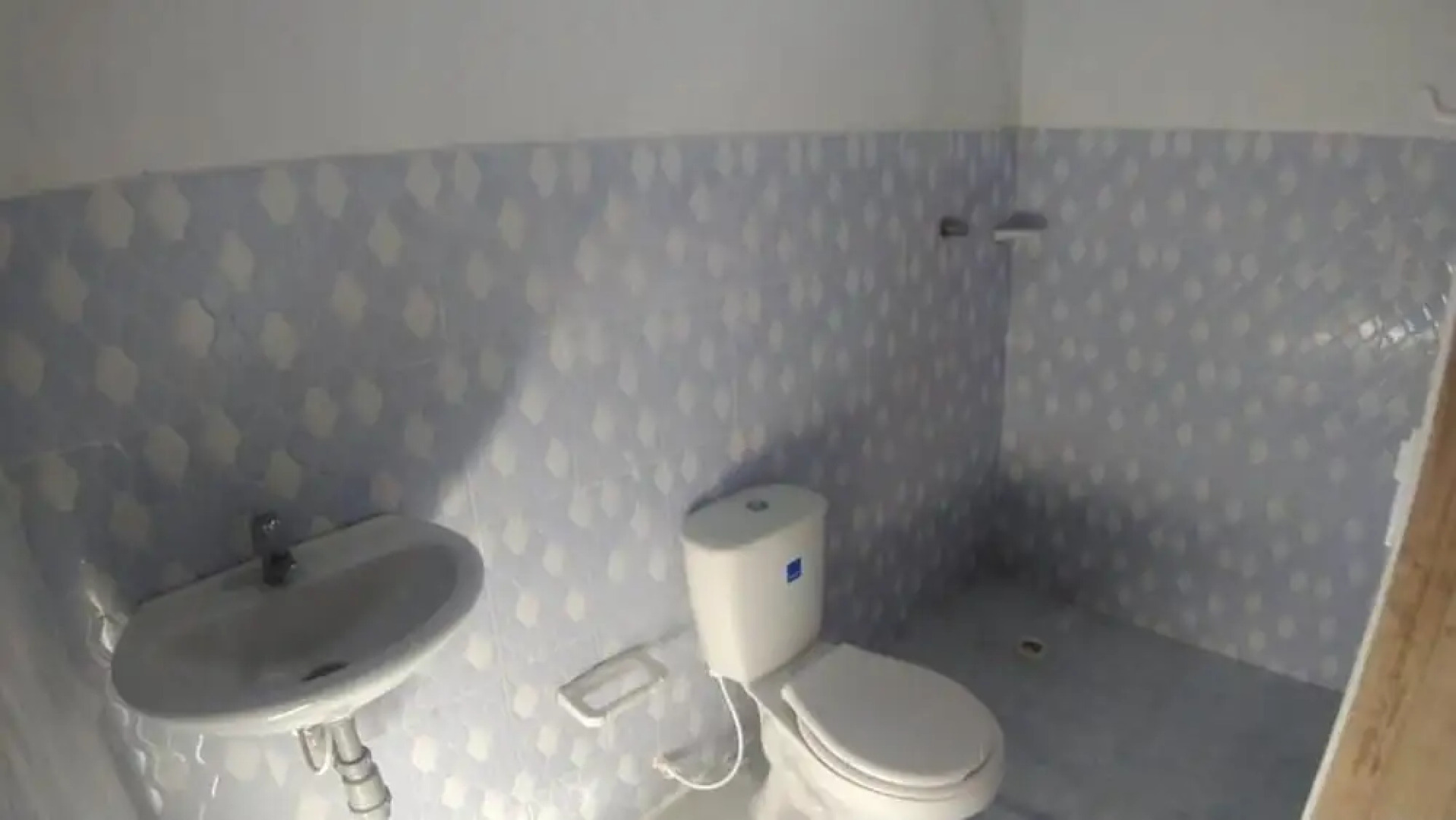 Urantia Beach Hostel & Camping