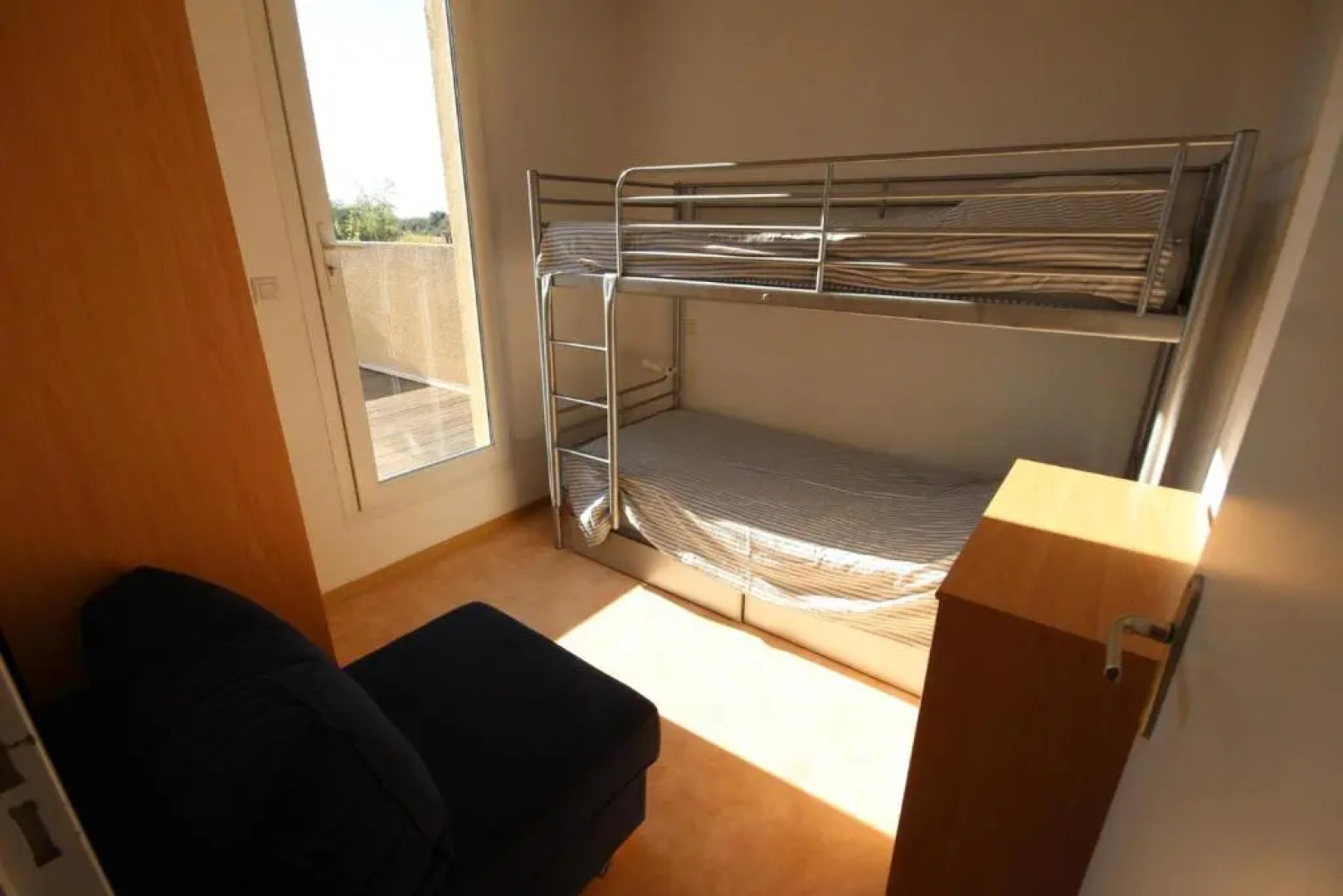 Belle villa 3 chambres grande terrasse vue réserve naturelle dans résidence sécurisée avec piscine commune 800m de la mer Un vrai Havre de Paix LRCS107