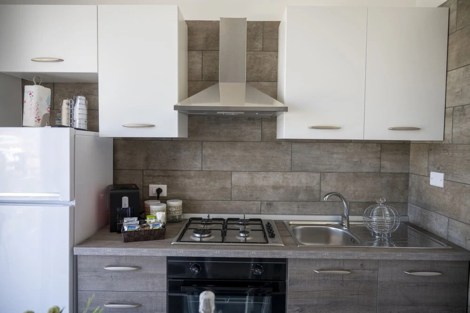 Zircone Apartment On Sea Shore