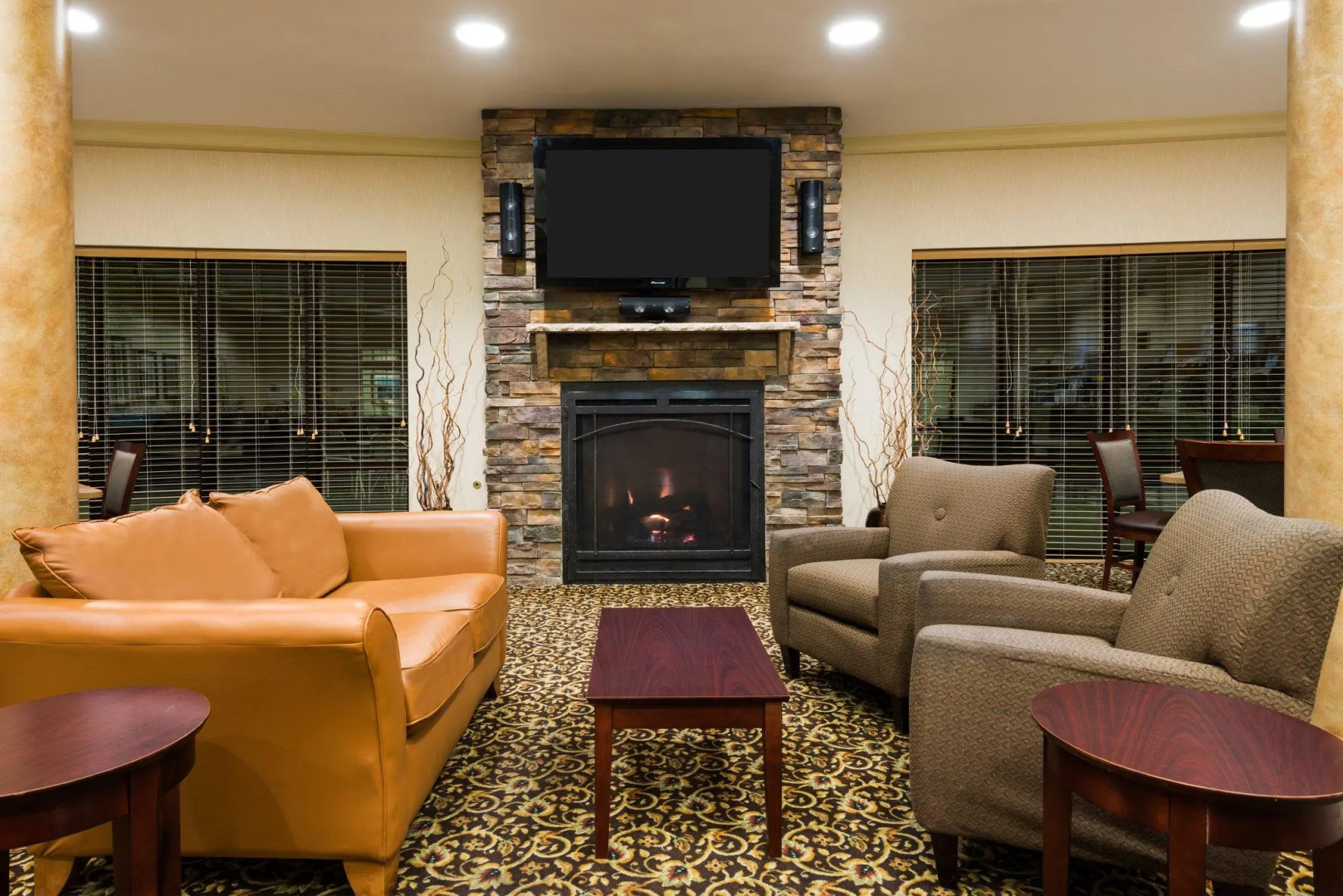 Holiday Inn Express & Suites Rochester Webster by IHG