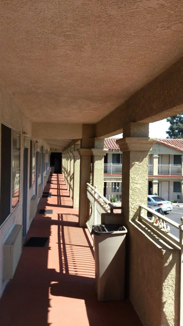 Santa Ana Travel Inn