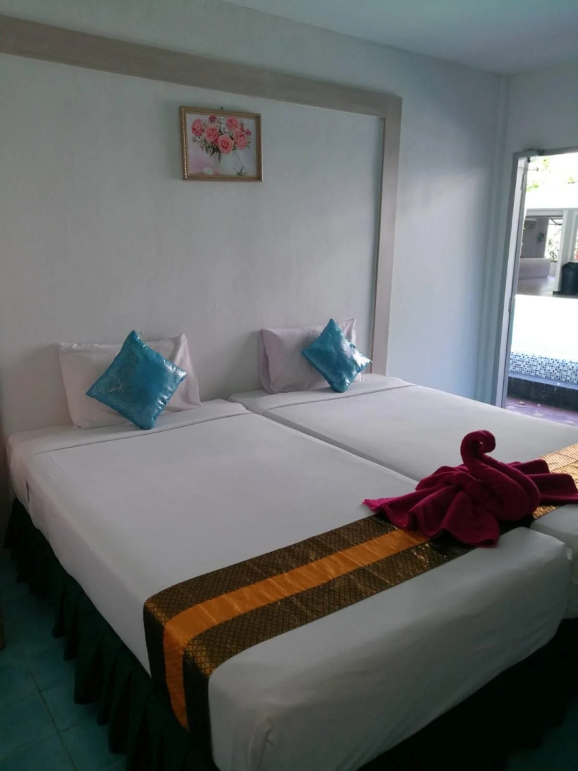 Karon View Resort Phuket