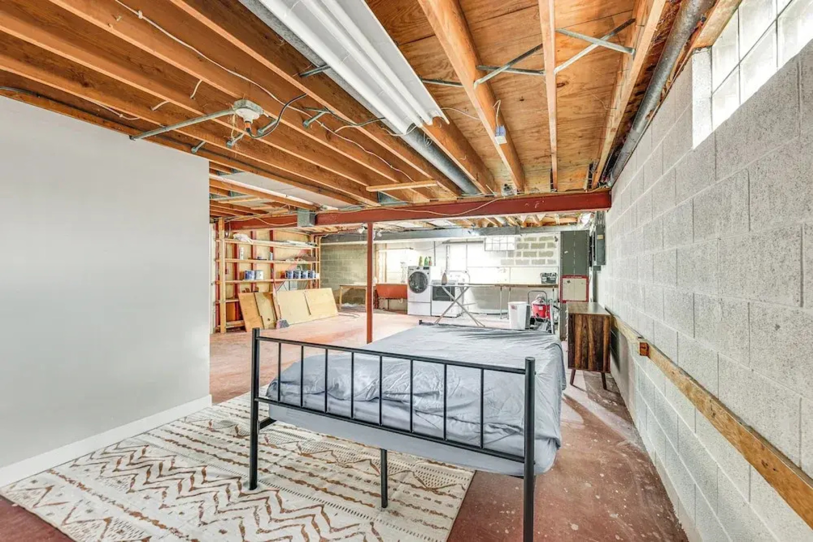 Convenient Racine Home: 4 Mi to Lake Michigan!