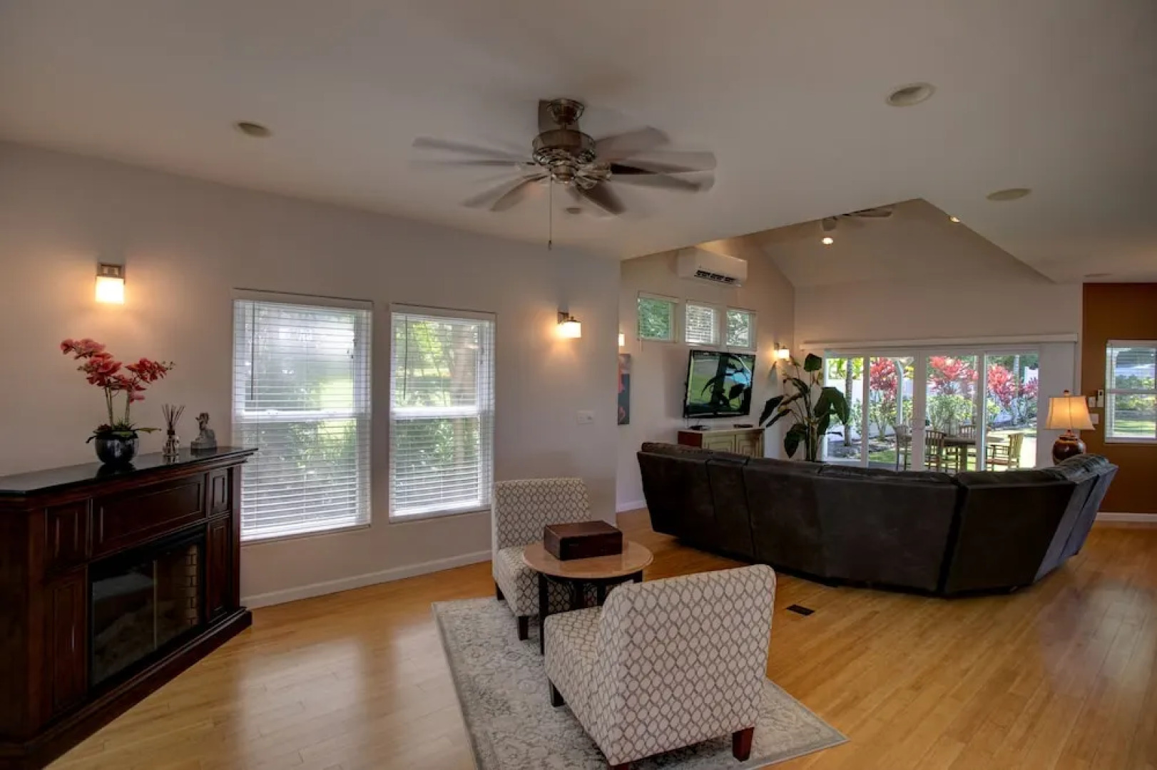 Grand Melemele 3 Bedroom Home by RedAwning