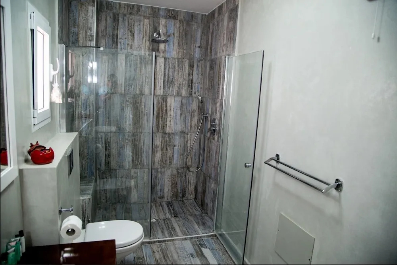 The Seasons Beach Apartment 2