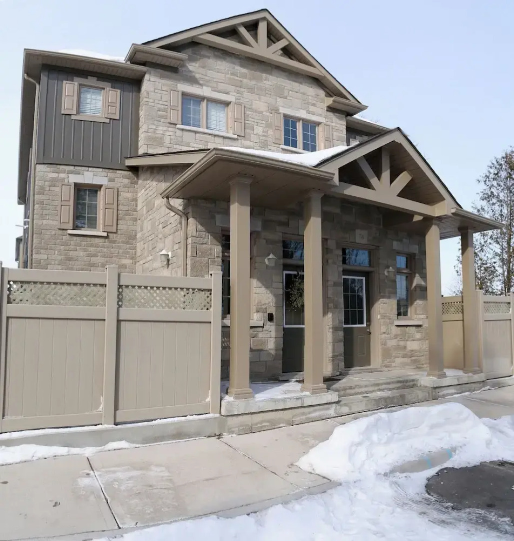 Boardwalk Homes - Executive Guest Rooms & Townhomes