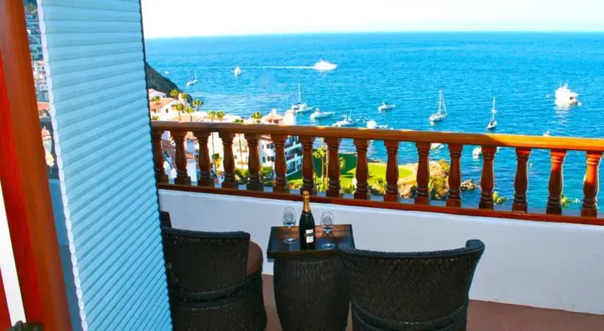 Catalina Holiday Beachfront Villas