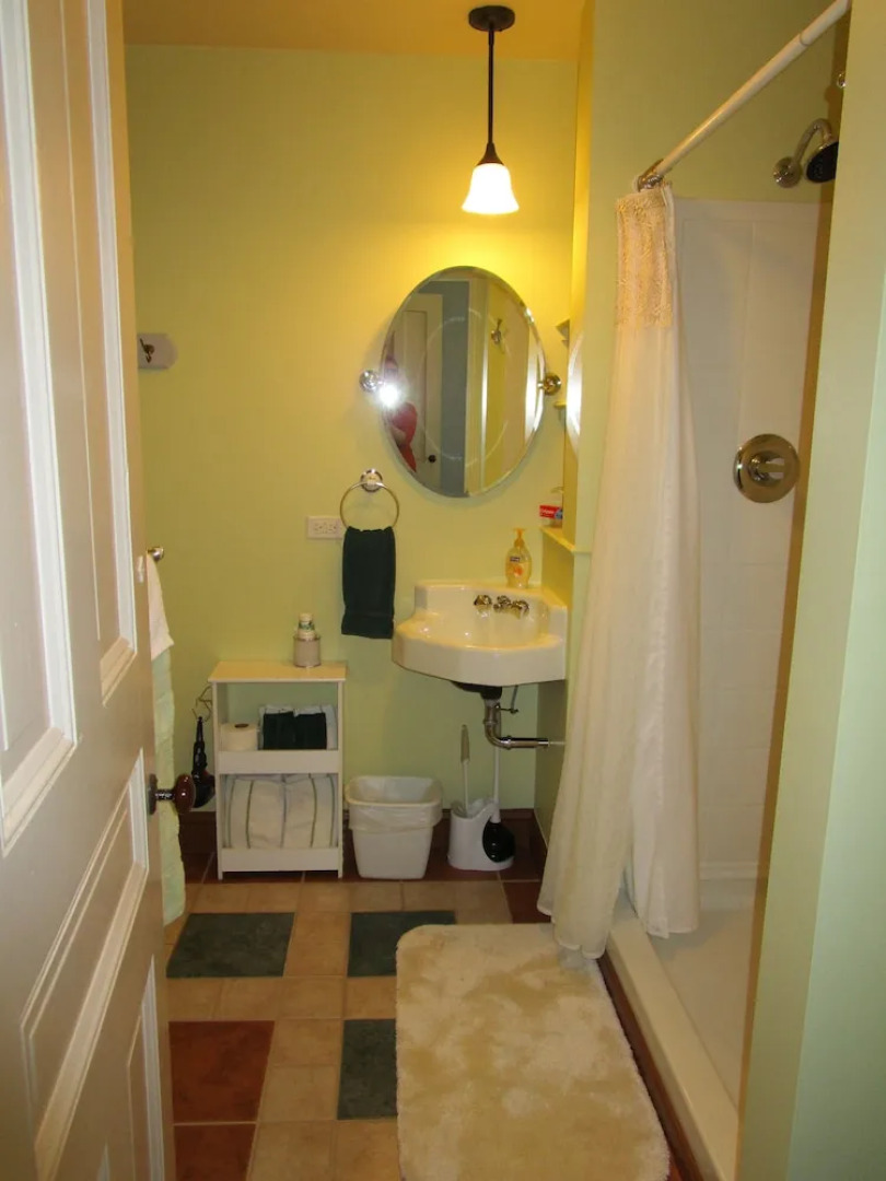 Pillow and Pantry B & B