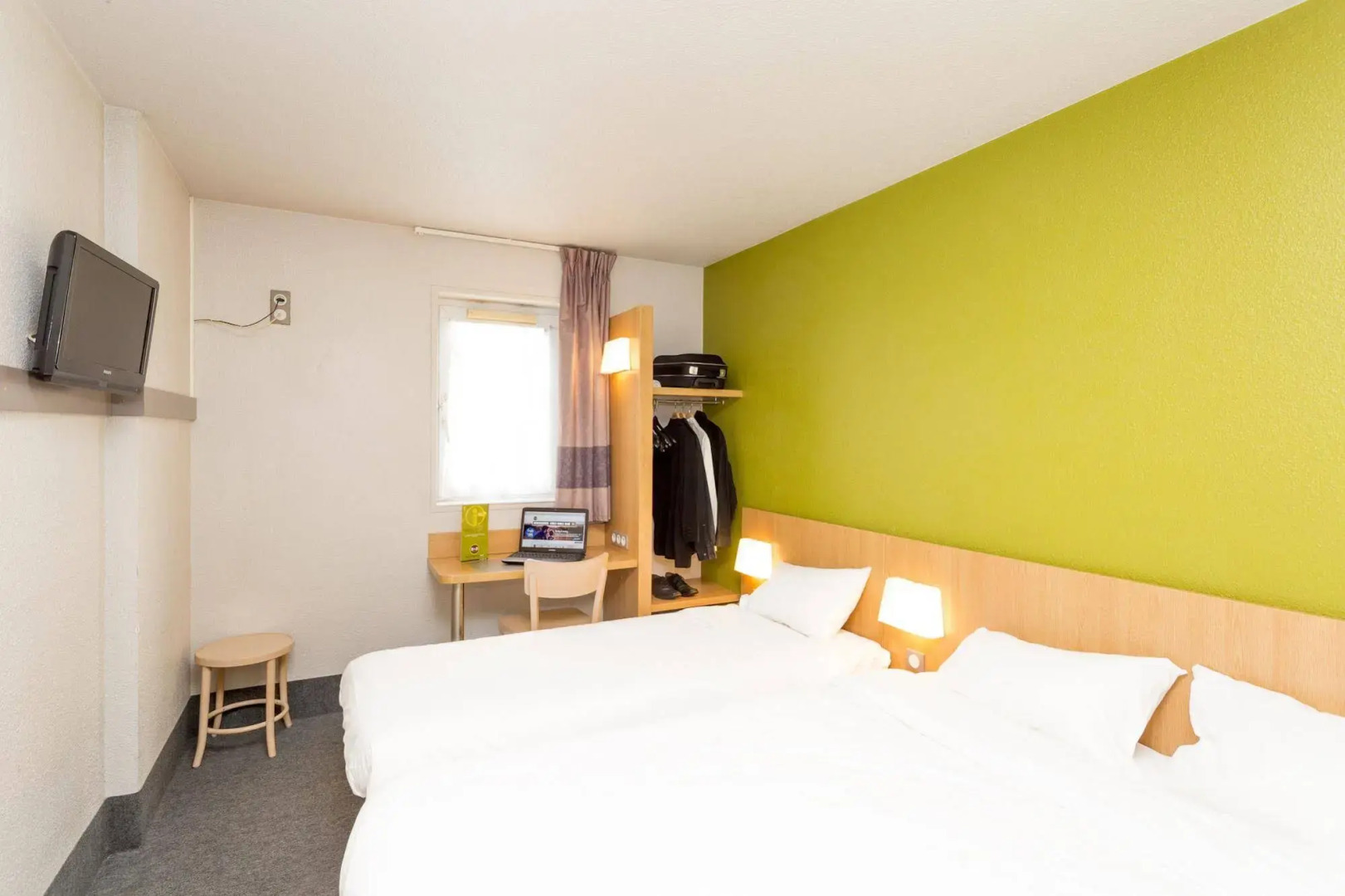 B&B HOTEL Strasbourg Nord Artisans
