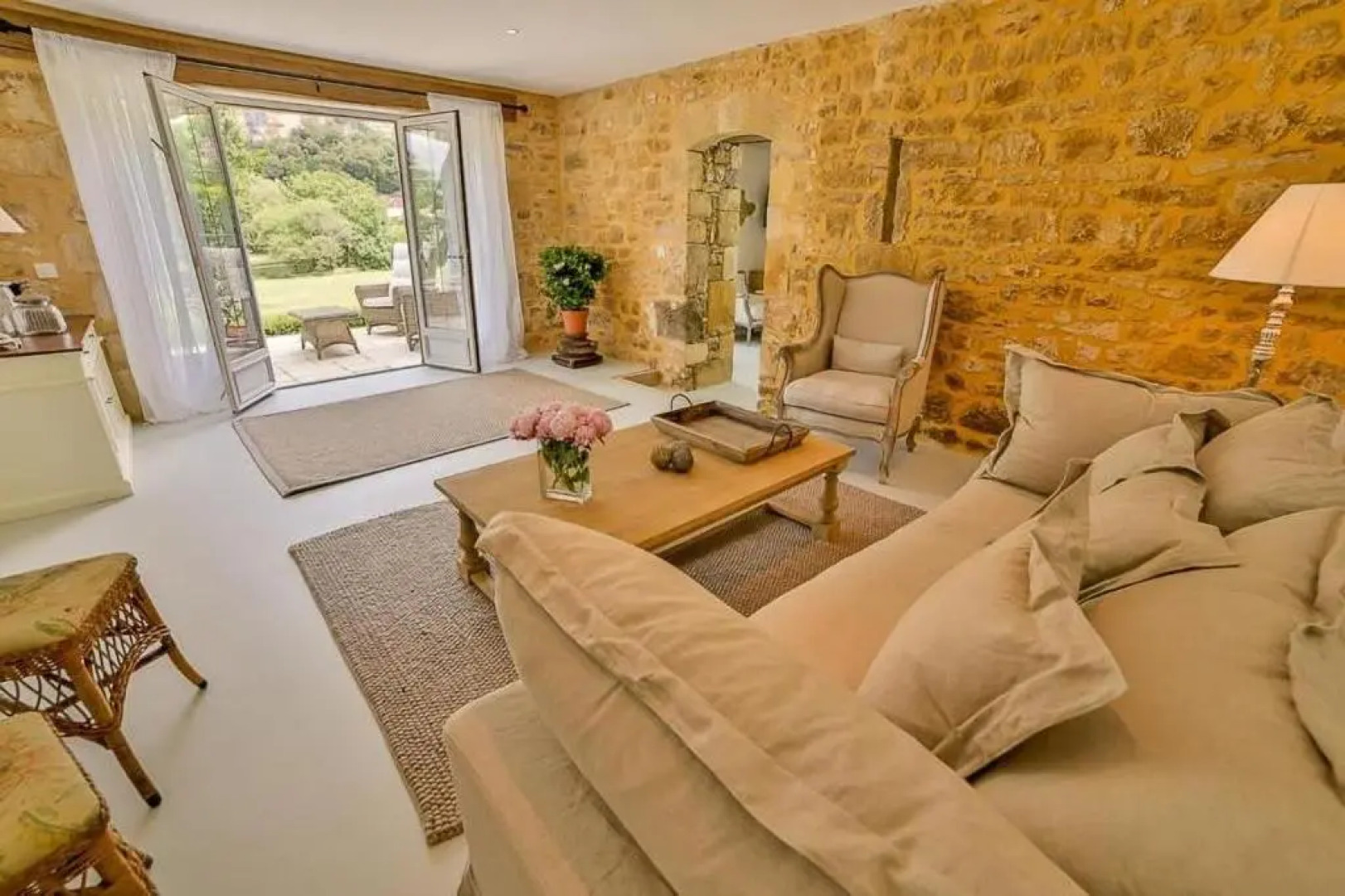 Par la Riviere (Adults Only)