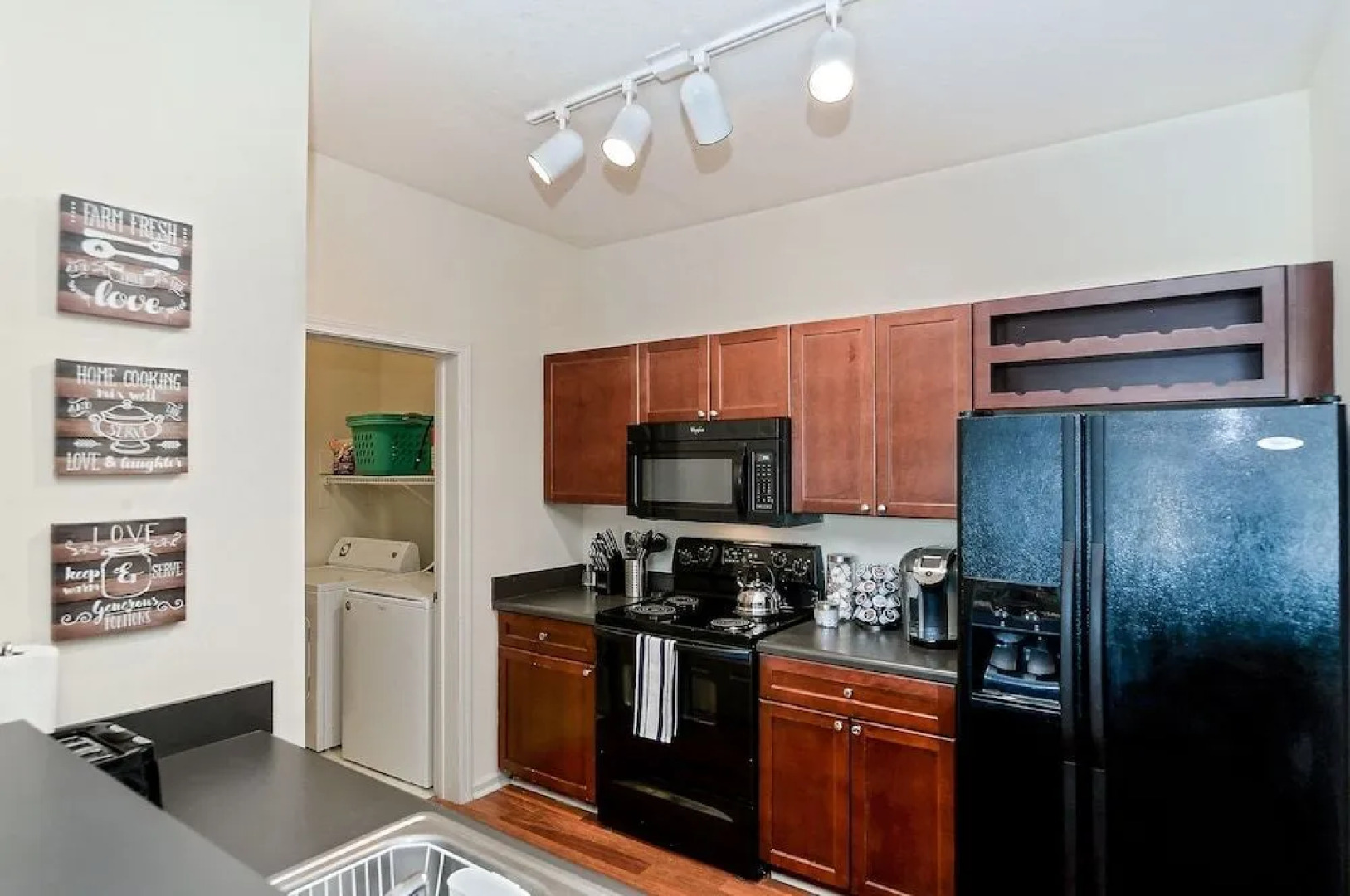 Apartment near Suntrust Park
