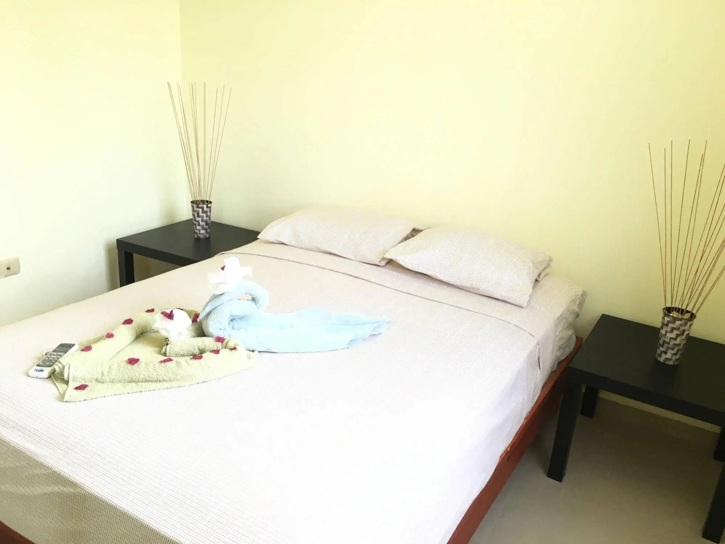 Apartments Costambar