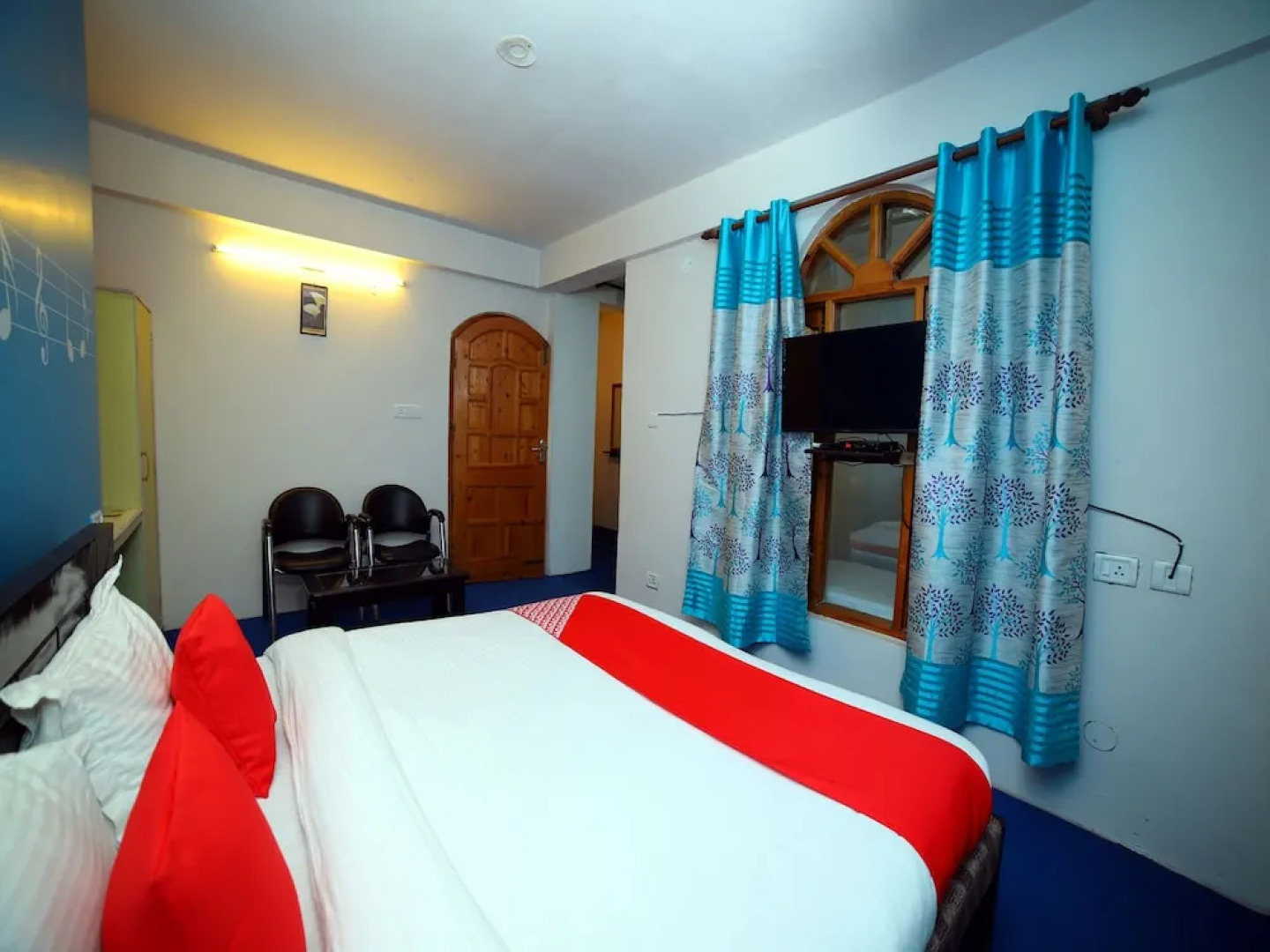 OYO 12183 Home Mountain View Mashobra