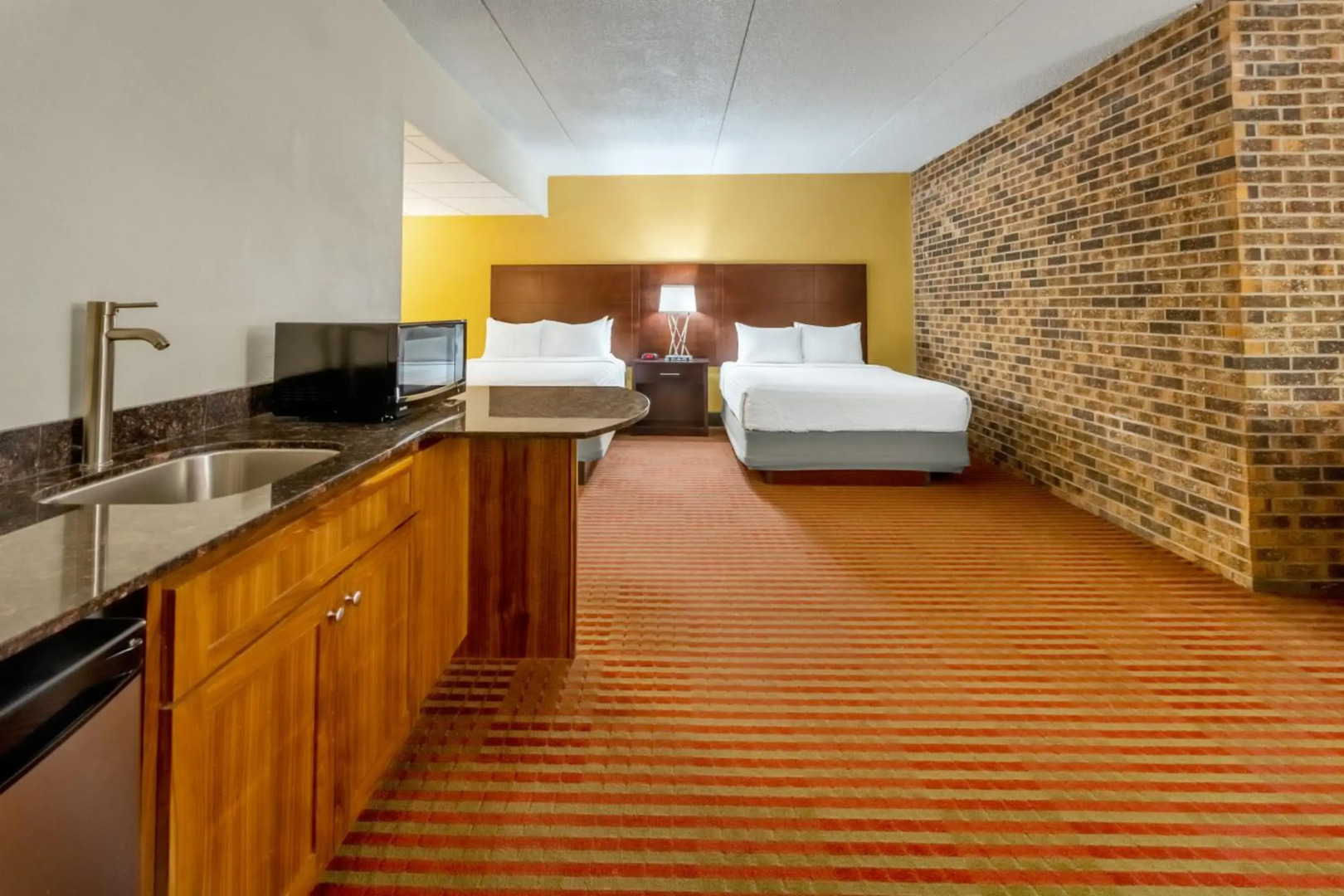 Grand Williston Hotel & Conference Center