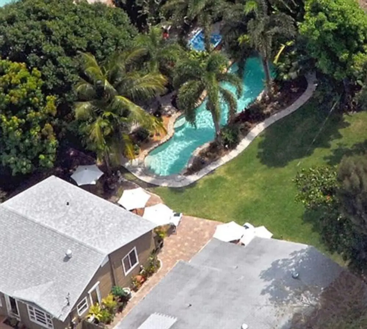 Ed Lugo Resort
