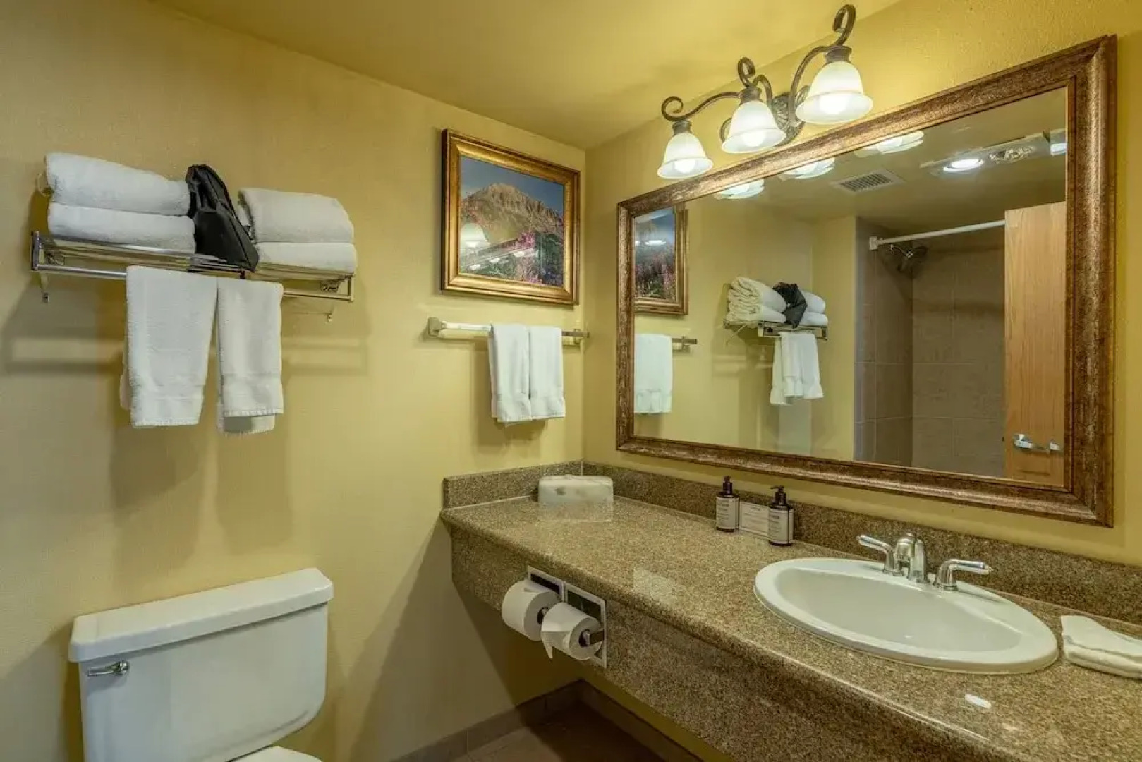 Grand Lodge 1-Bedroom Condo with 3 Queens & Close to Everything 1 Condo - No Cleaning Fee! by RedAwning