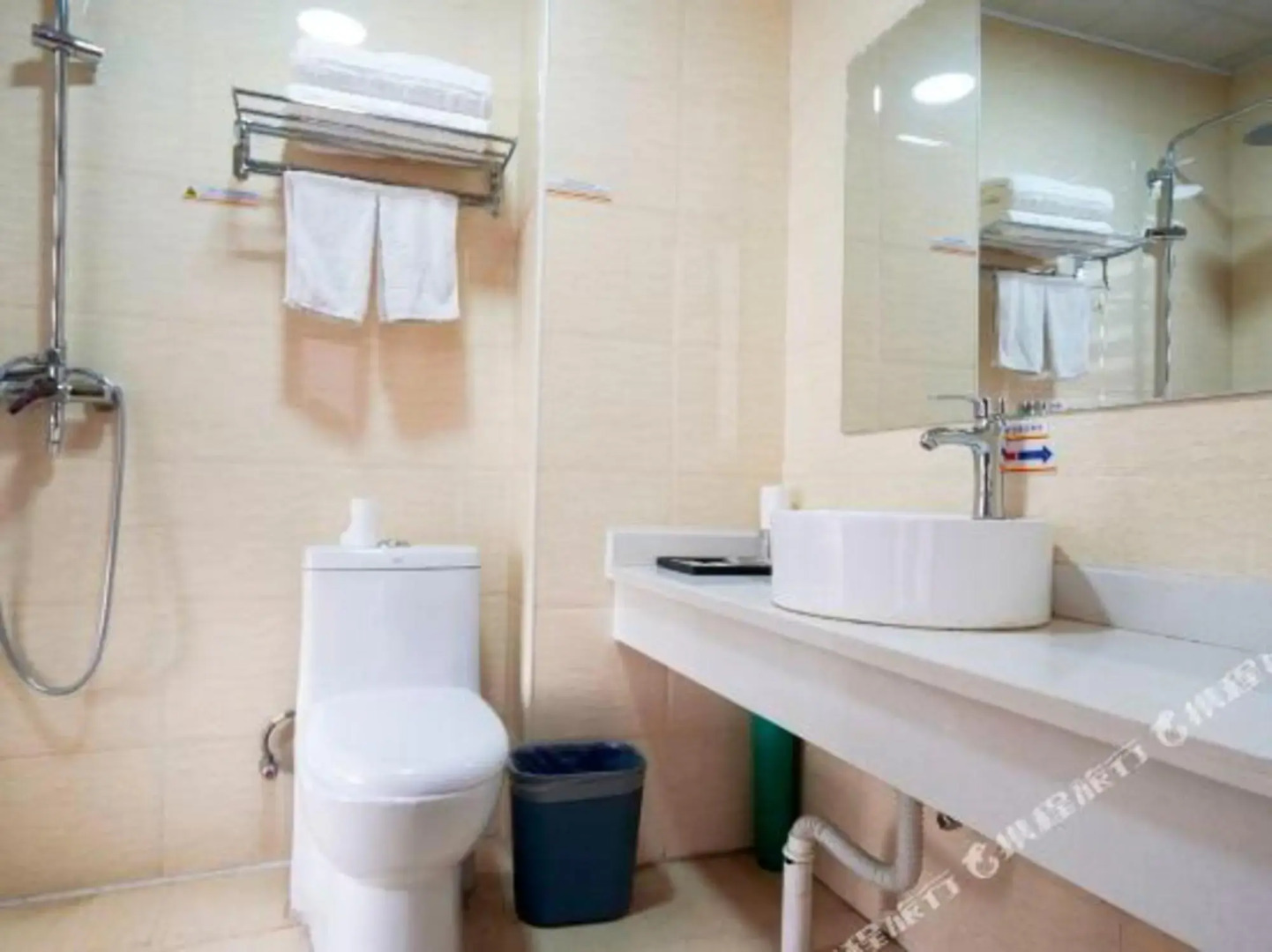 Super 8 Hotel Longnan Wudu Pan Xuan Lu Square