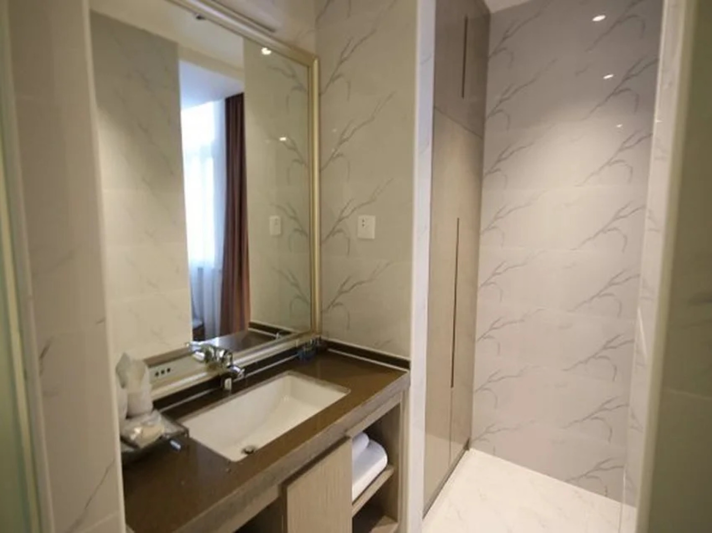 Lavande Hotel Tianjin South Weijin Road Nankai University