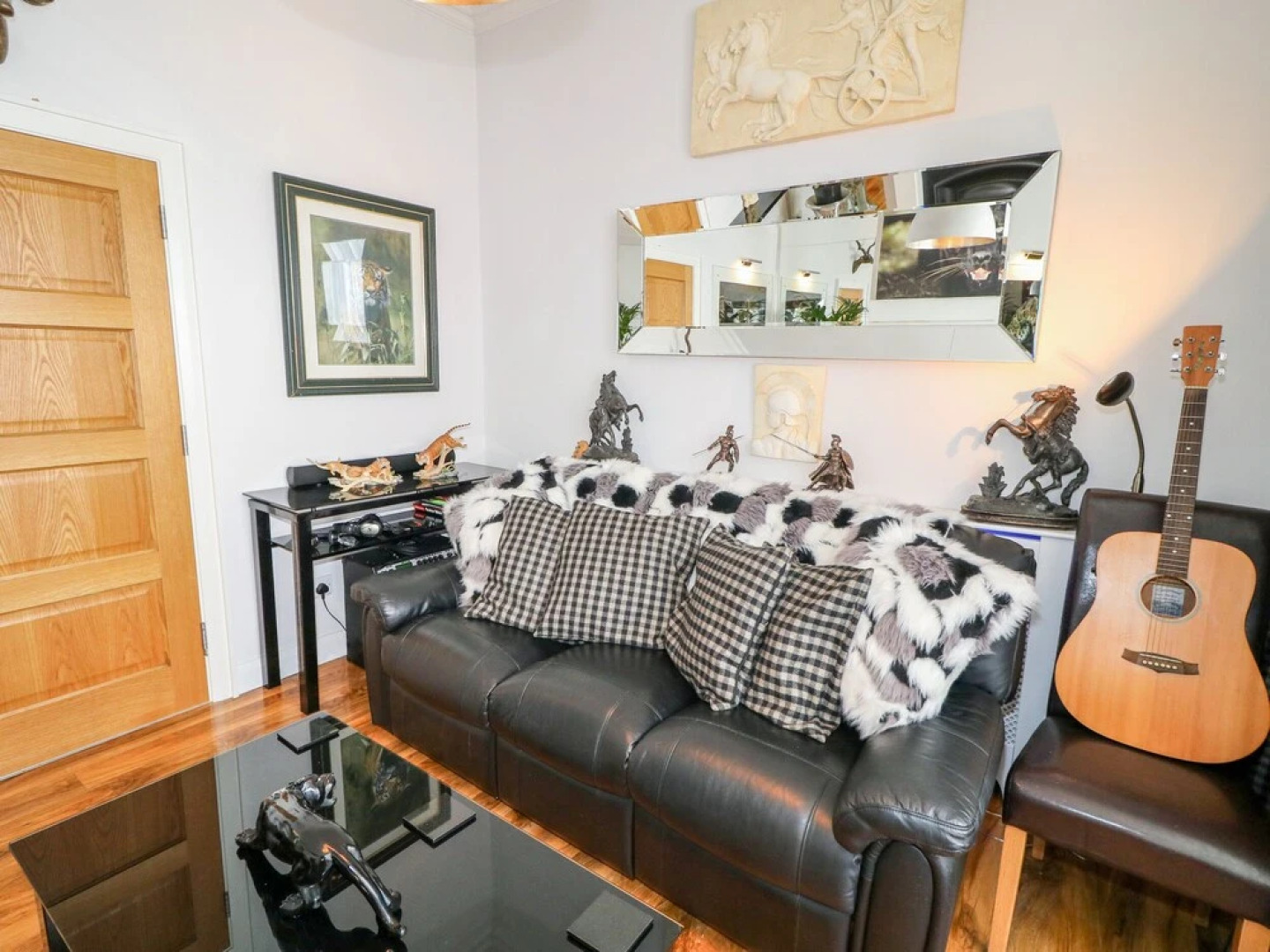 Beachside and Golf Apartment