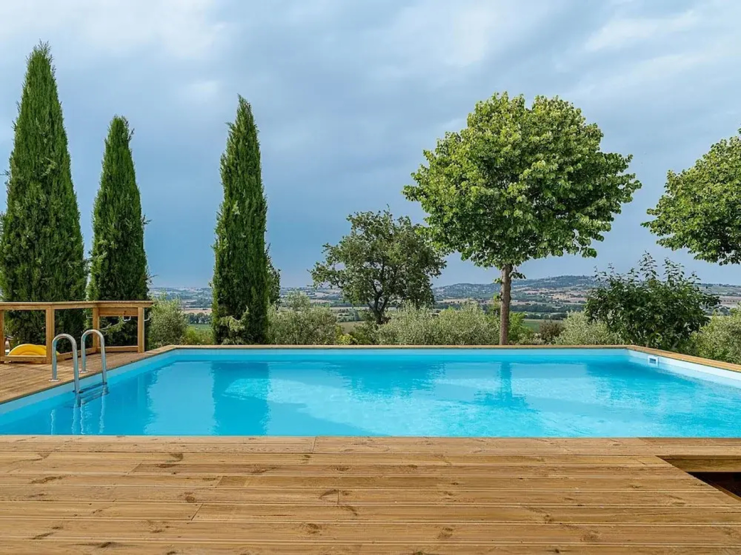 Spacious Stay in Montelupone