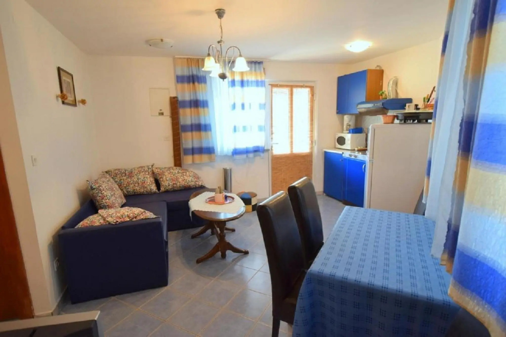 Jozefina - Barbecue - A2