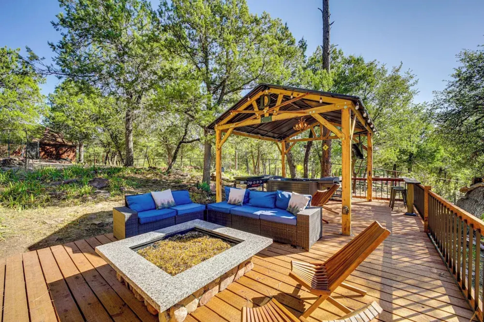 Hot Tub, Game Room: Dog-friendly Pine Cabin!