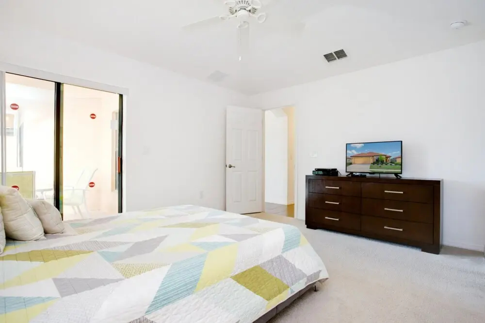 Rosemount Villa Providence 4
