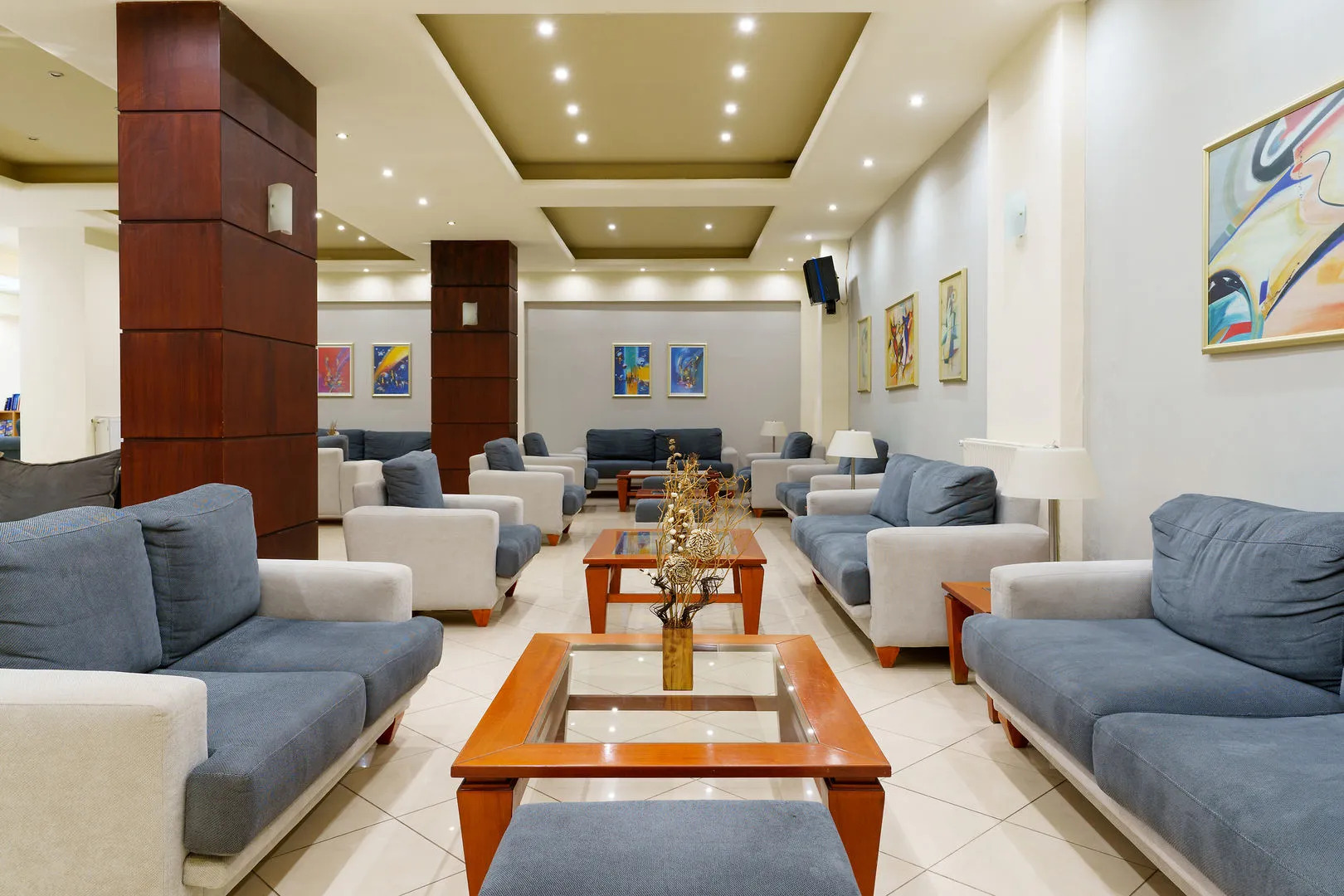 Stefania Beach Resort