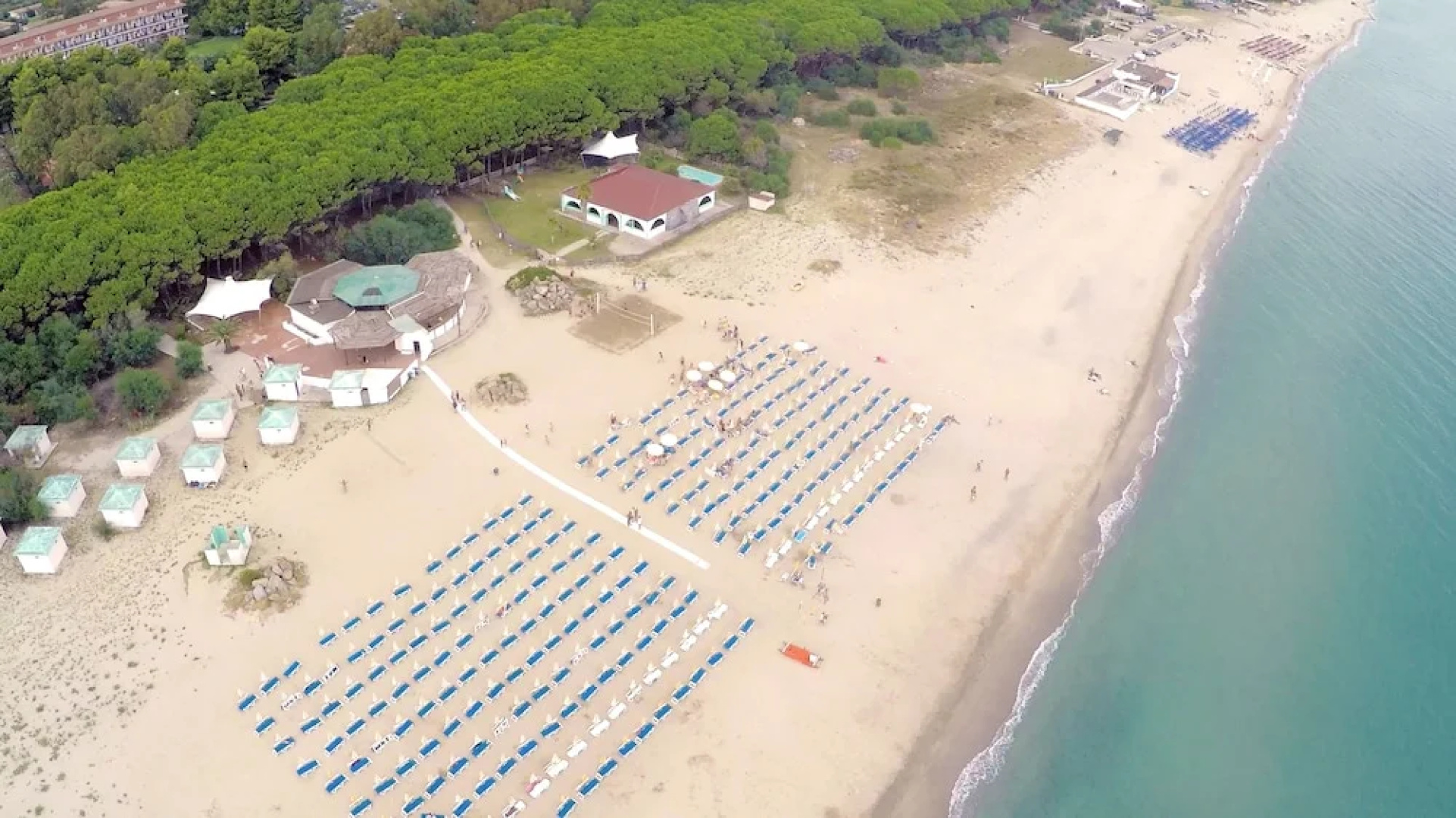 Triton Villas Residence & Hotel