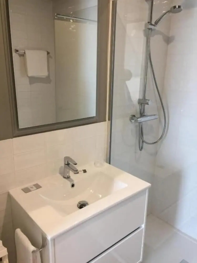 Отель Terminus Puigcerdà