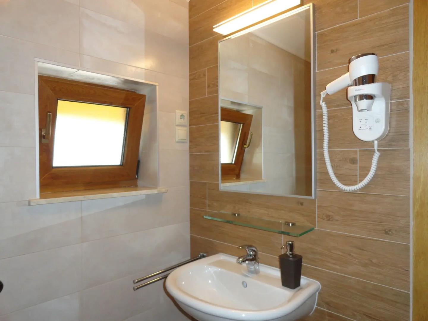 House Tina - Bed and Breakfast