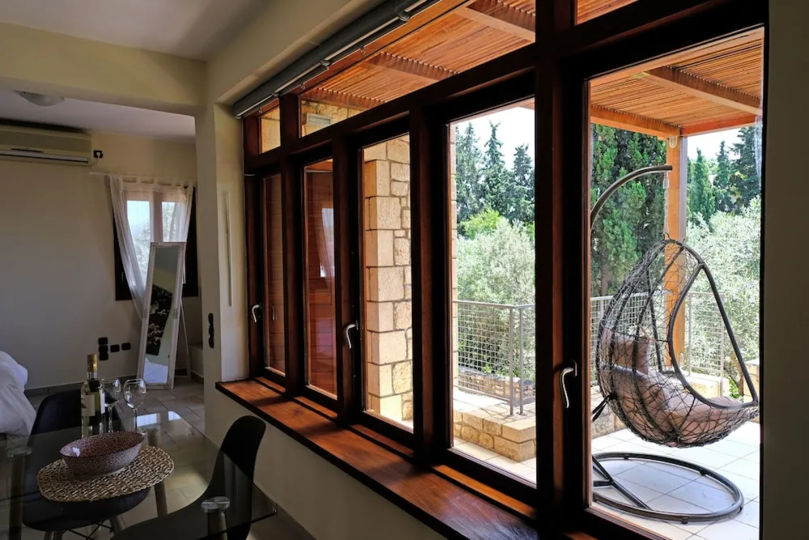 PYRGOS RALLI ESTATE Apartments and Suites