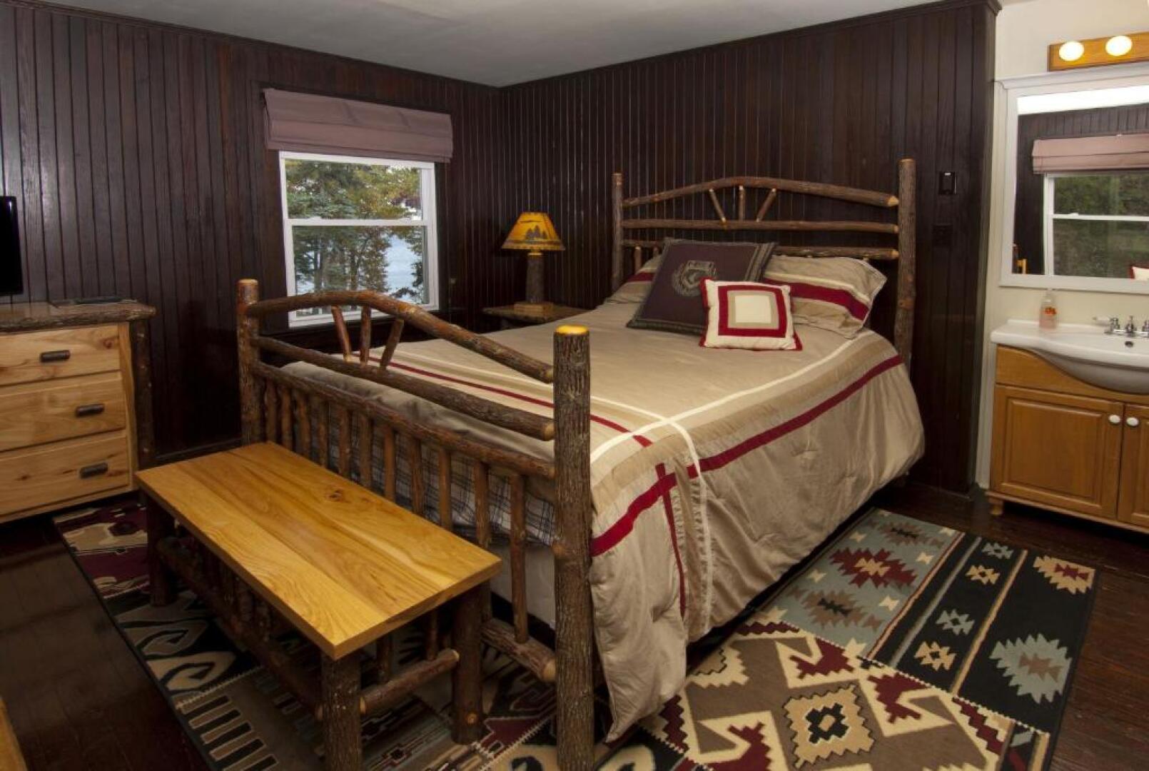 Cobblescote on the Lake