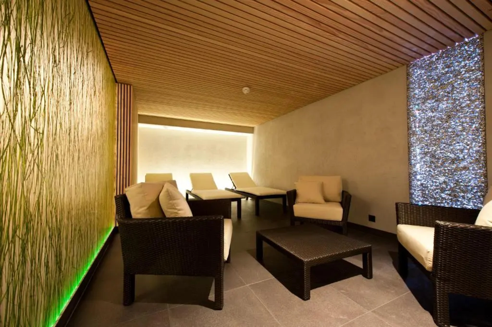 Hotel Alpine Lodge