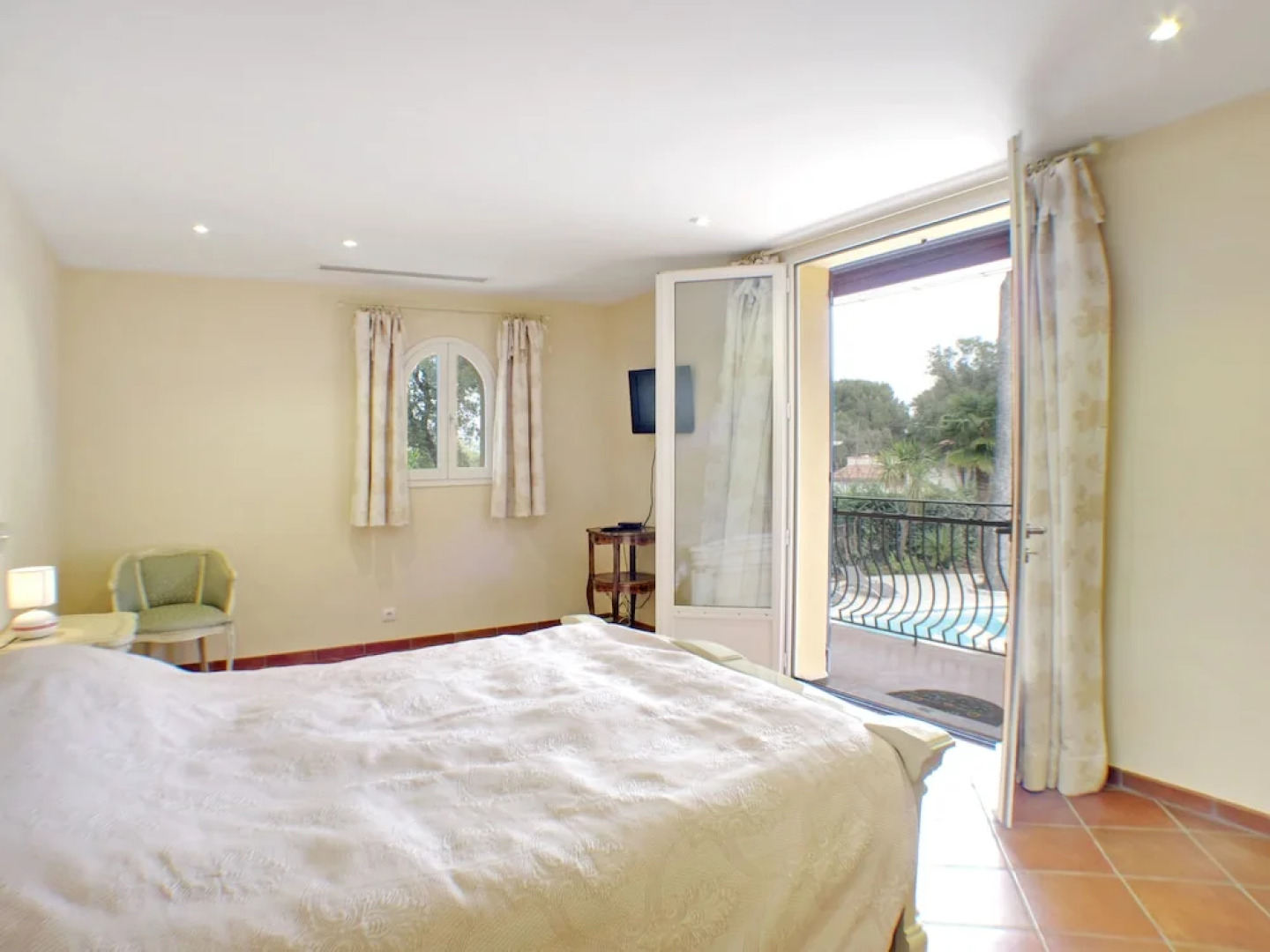 Grande Villa proche Monaco