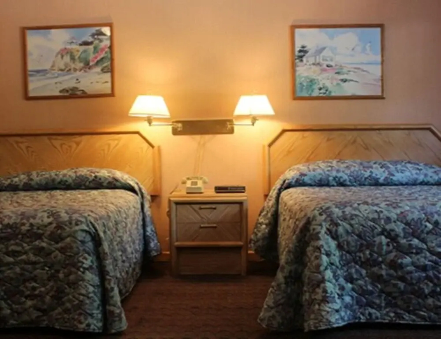 Tides Motor Inn at Stehli Beach