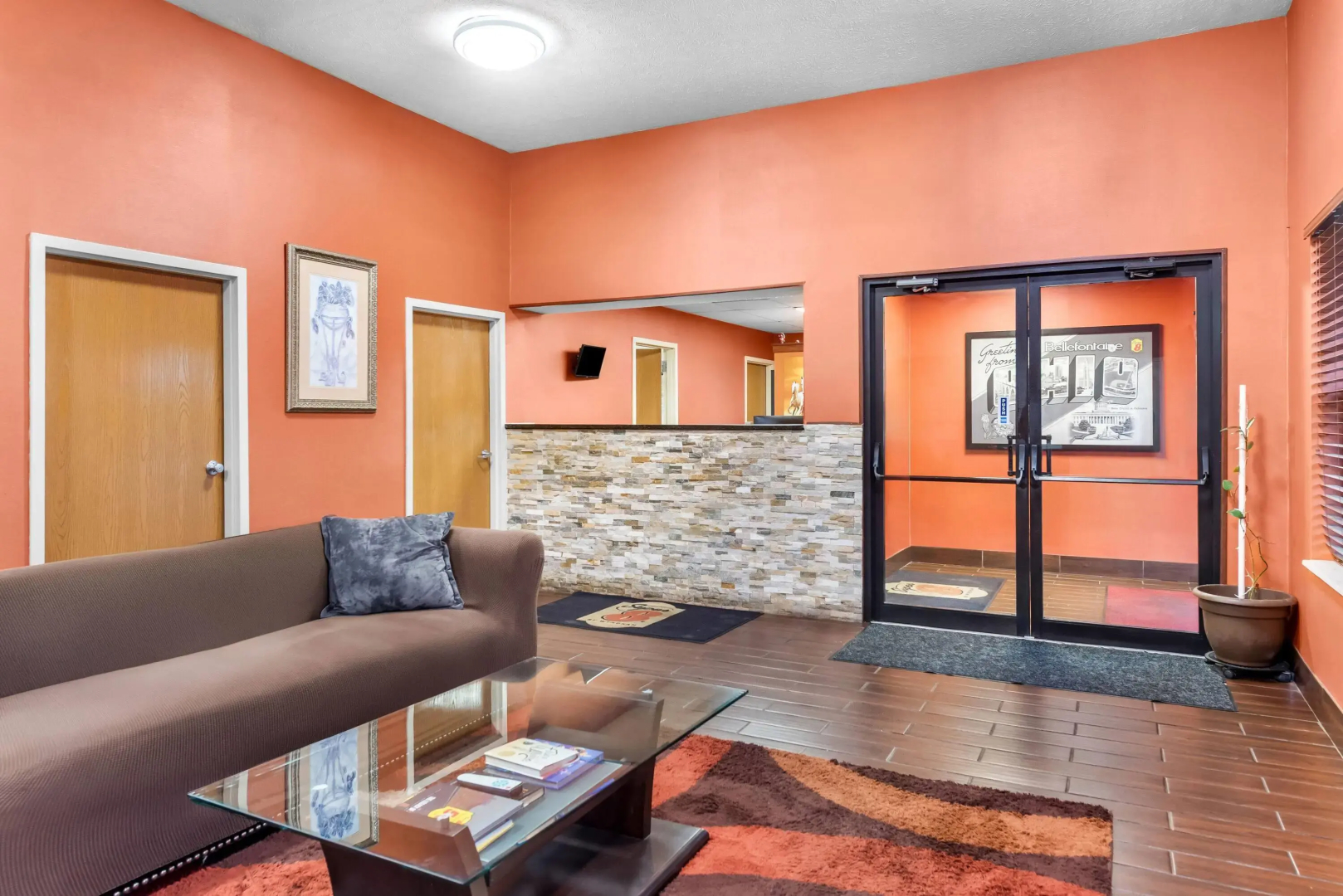 Super 8 by Wyndham Bellefontaine