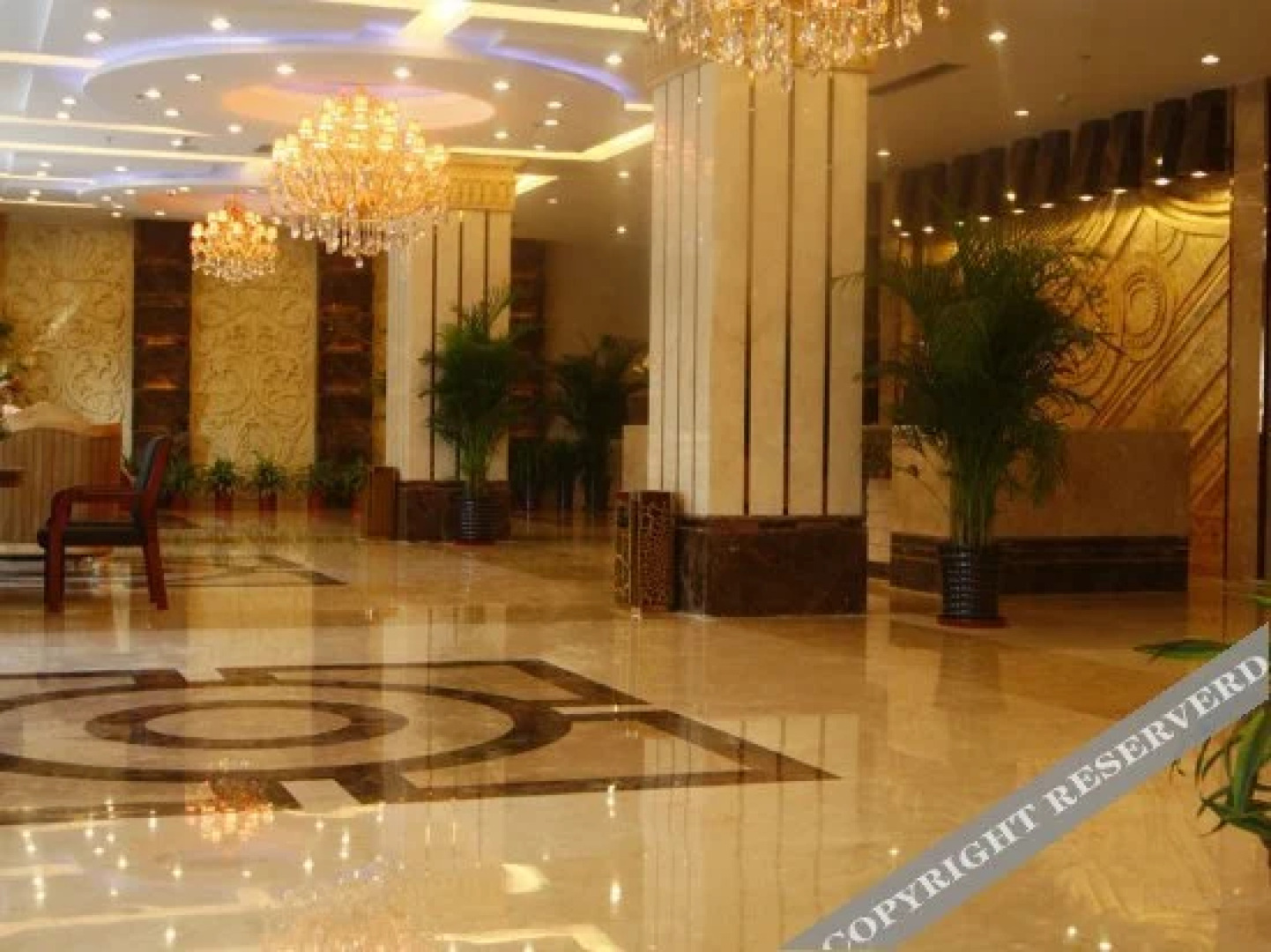 Universal House Haiyi Hotel