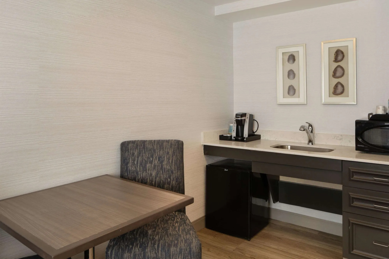 Hilton Garden Inn Freeport Downtown