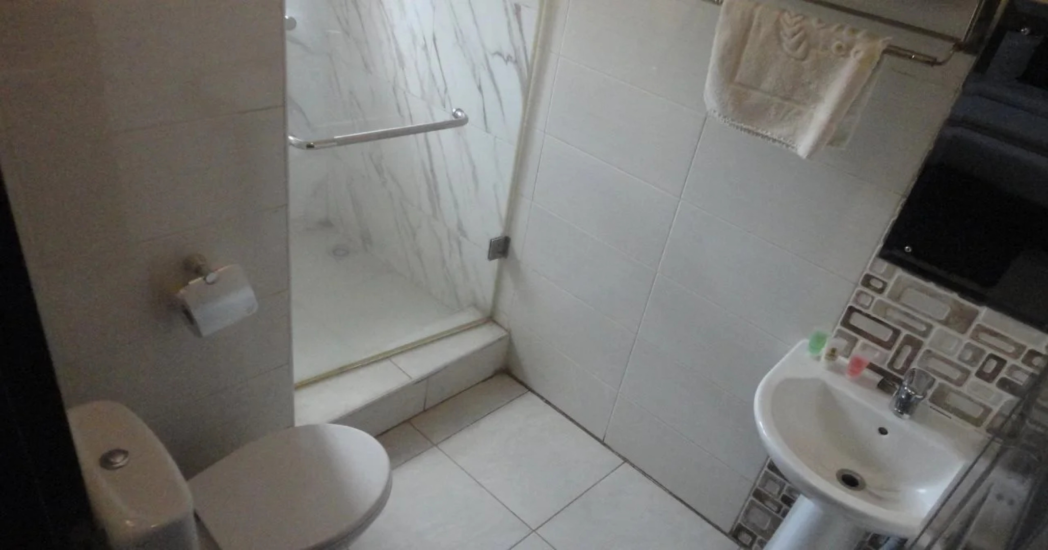 Caesar's Court Hotel and Suites