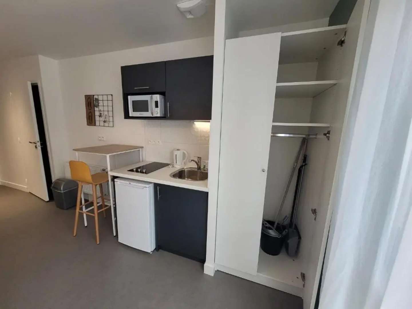 Twenty's Business Flats Jouy-en-Josas