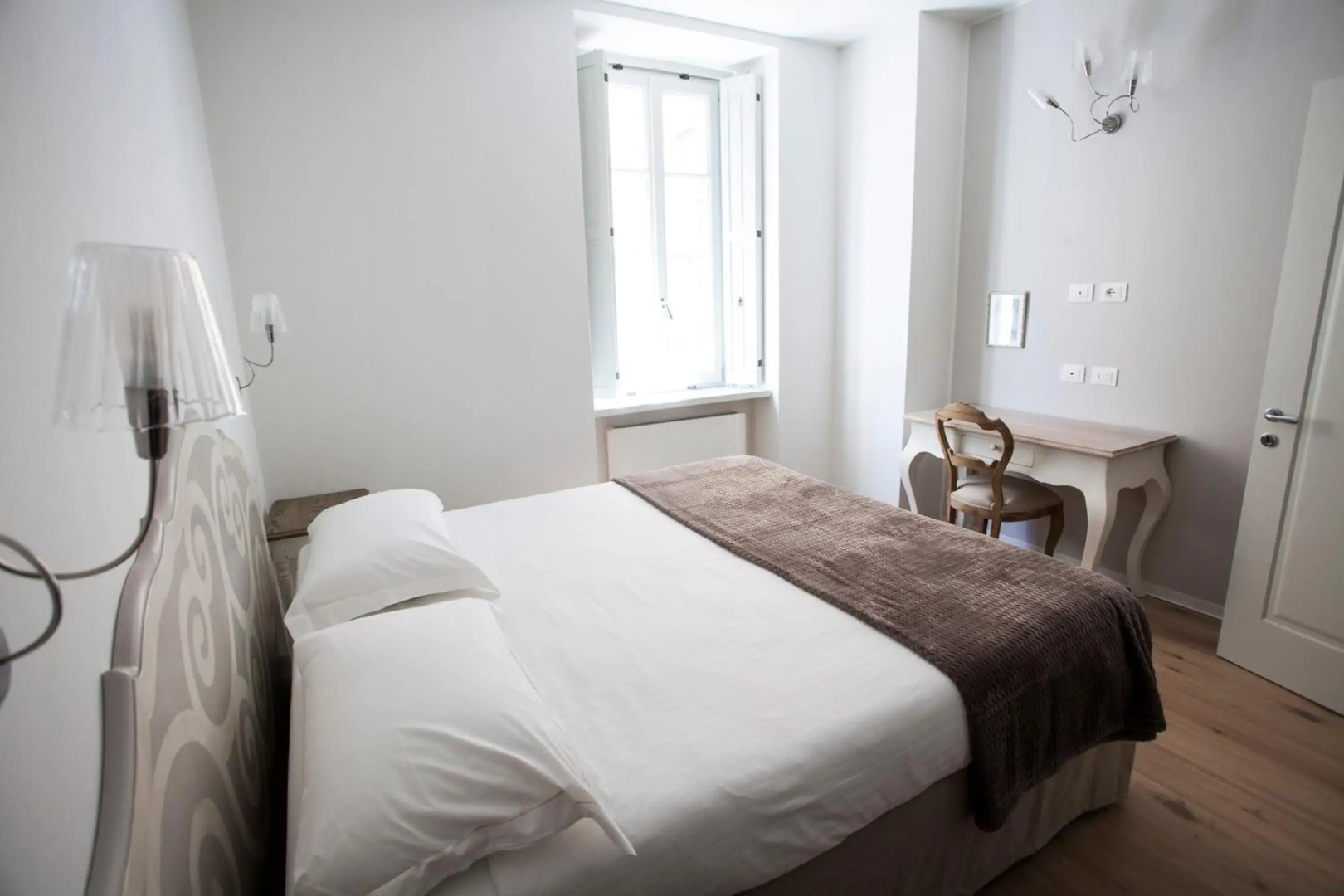 Villa Italia Luxury Suites and Apartments