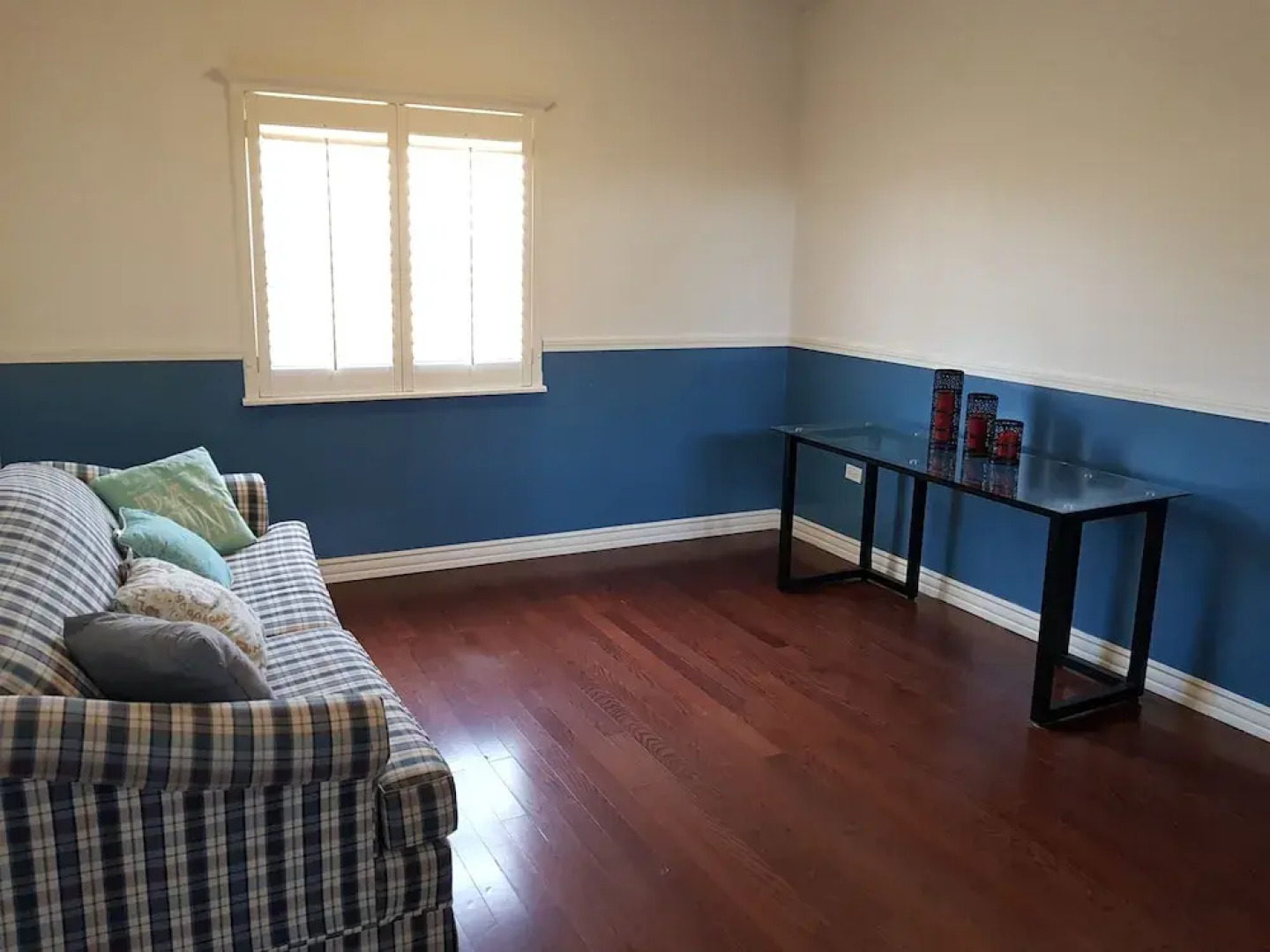 Residencia a 100 mts del consulado