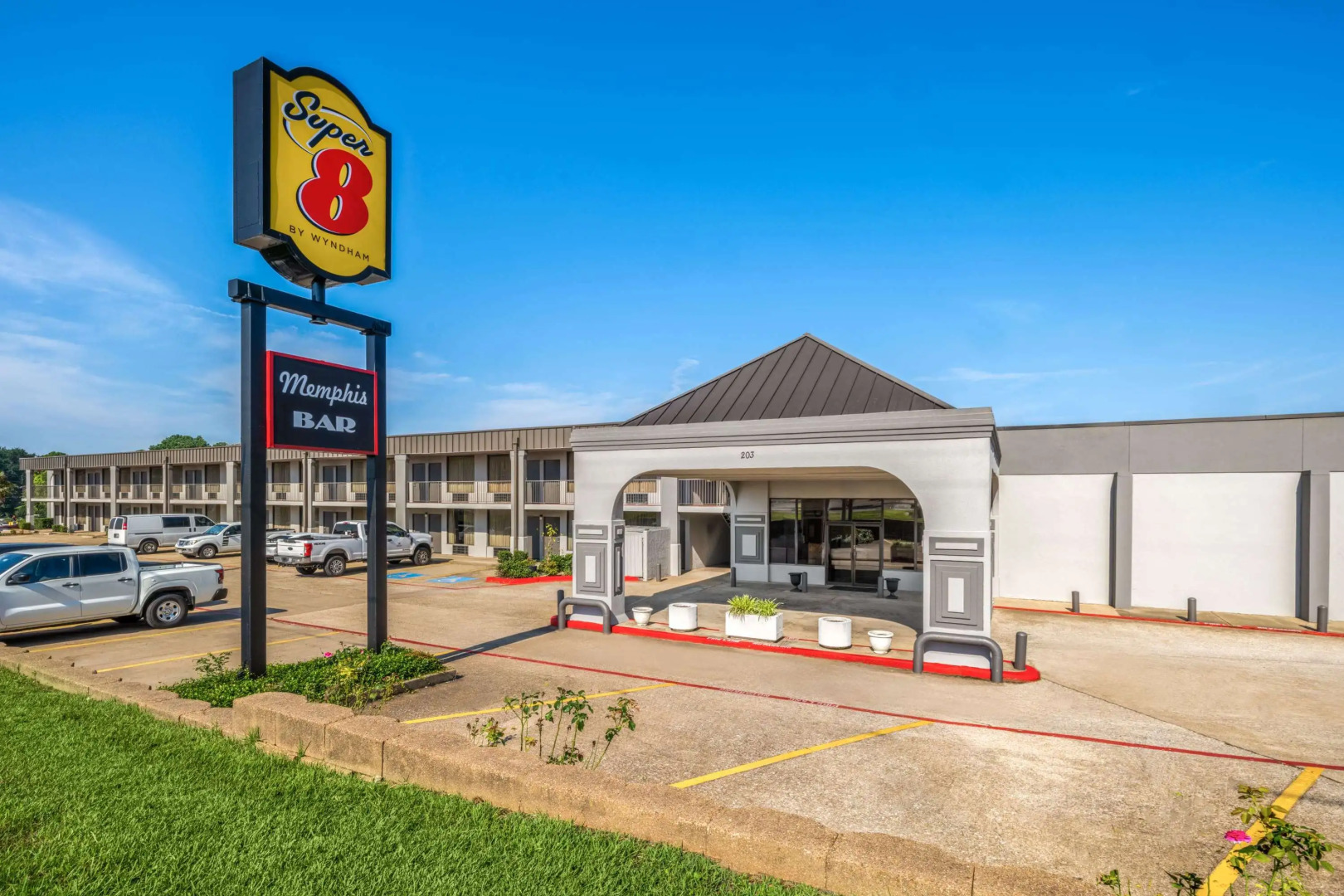 Super 8 by Wyndham Longview/North