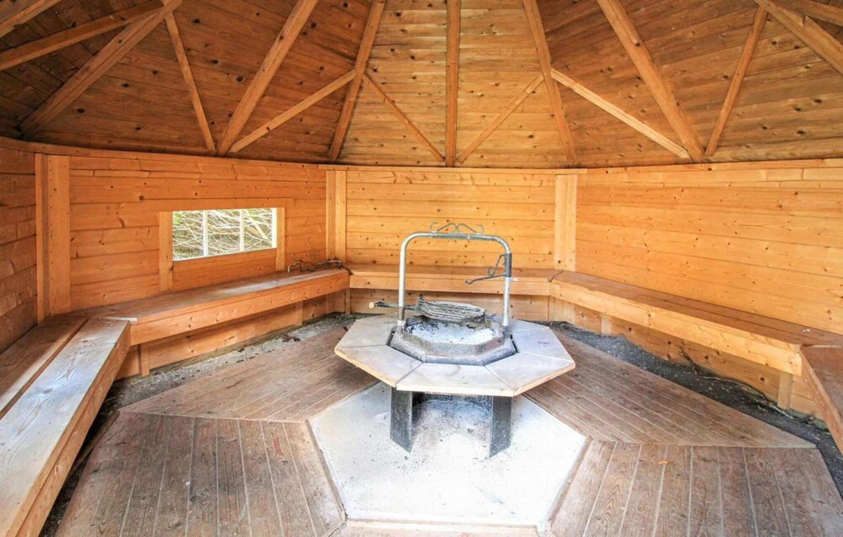 Nice Home in Örkelljunga With Wifi and 4 Bedrooms