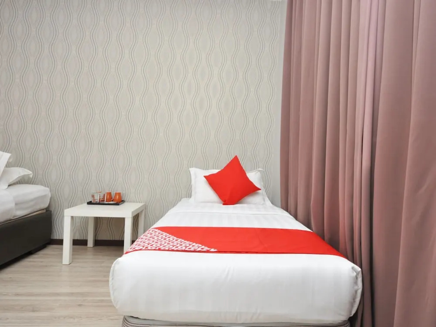 OYO 886 ADA Hotel & Apartment