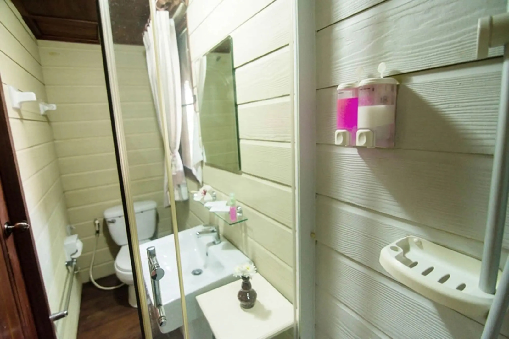 Banviewnam Camping & Resort