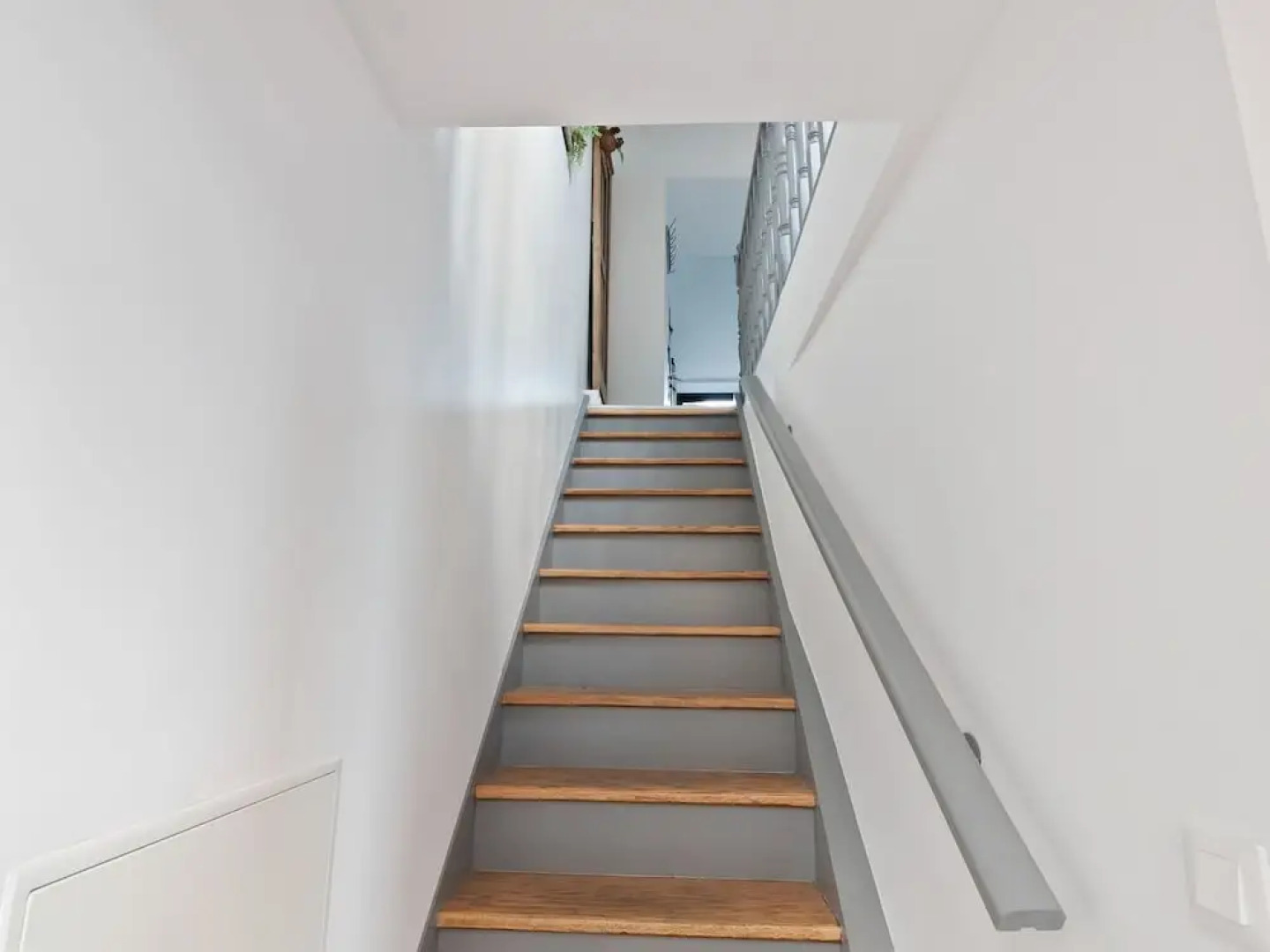 Fascinating Apartment in Bayeux With Communal Terrace/living Room and Kitchen