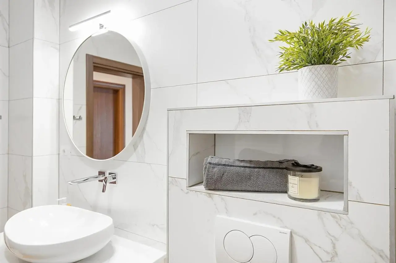 Apartment Delton