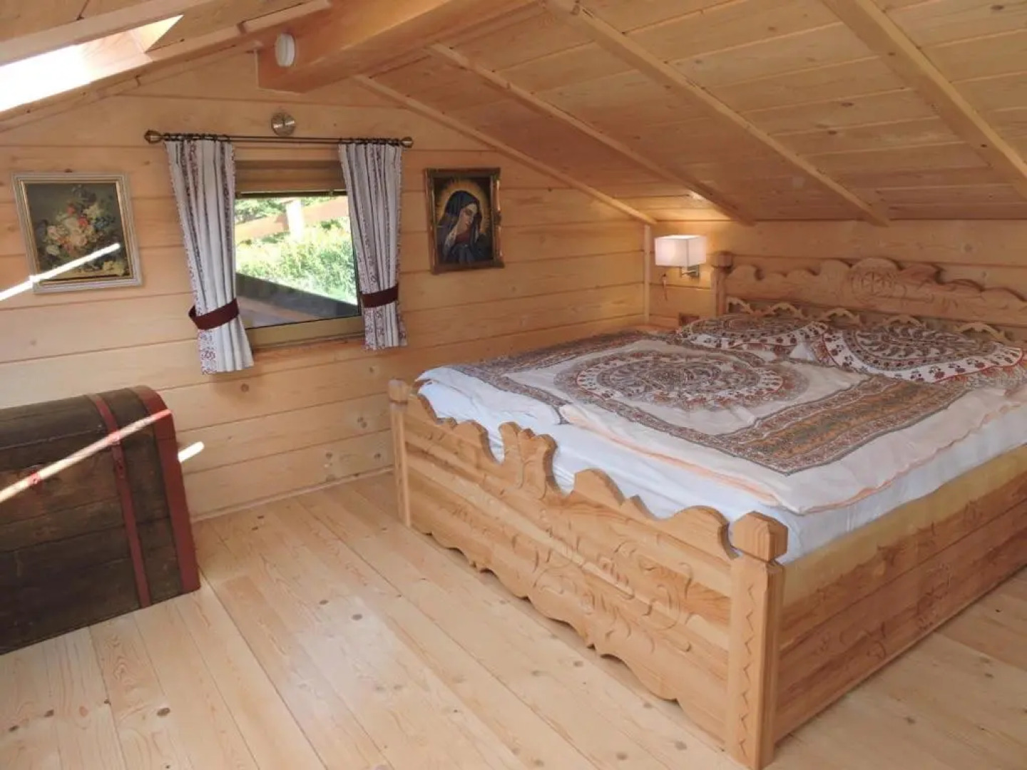 Glühwürmchenhütte